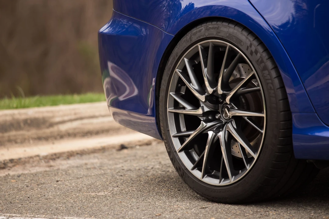 2009 Lexus IS F 2nd Gen - Image 4 of 22