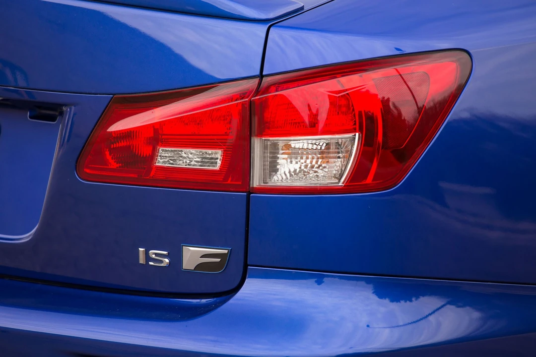 2009 Lexus IS F 2nd Gen - Image 12 of 22
