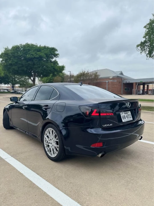 2009 Lexus IS 2nd Gen - Image 6 of 15