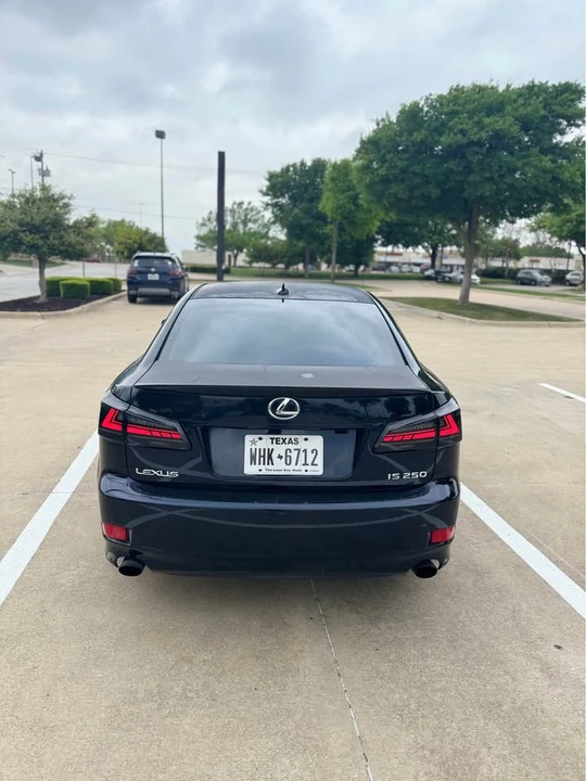 2009 Lexus IS 2nd Gen - Image 4 of 15