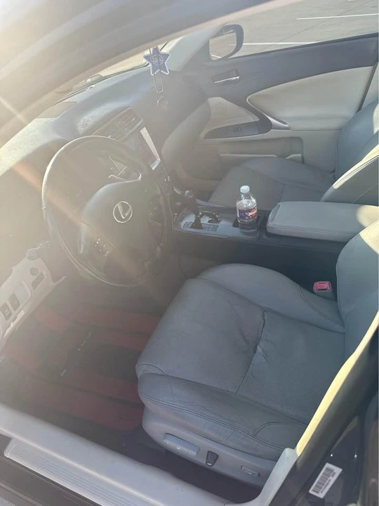 2009 Lexus IS 2nd Gen - Image 11 of 15