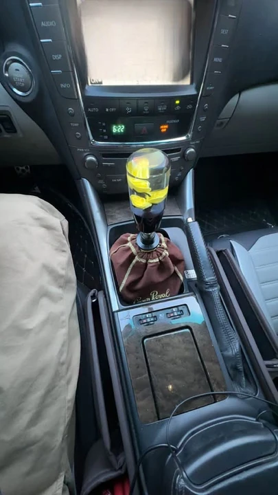 2009 Lexus IS 2nd Gen - Image 8 of 11