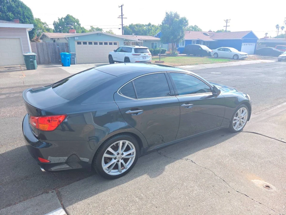 2009 Lexus IS 2nd Gen - Image 4 of 10