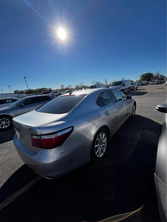 2008 Lexus LS 4th Gen - Image 4 of 7