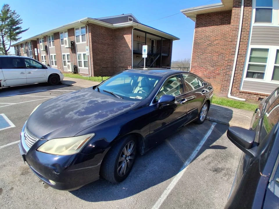 2009 Lexus LS 4th Gen - Image 4 of 5