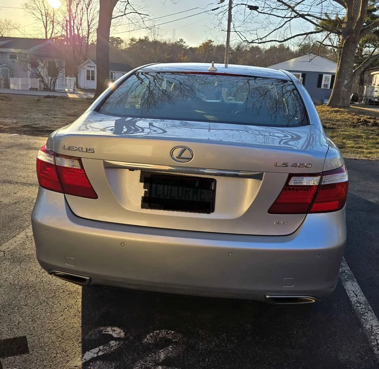 2009 Lexus LS 4th Gen - Image 2 of 8