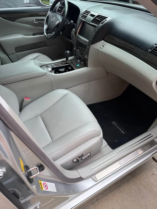2009 Lexus LS 4th Gen - Image 9 of 9