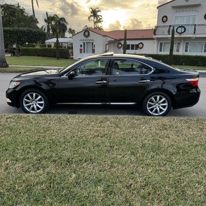 2009 Lexus LS 4th Gen - Image 7 of 12