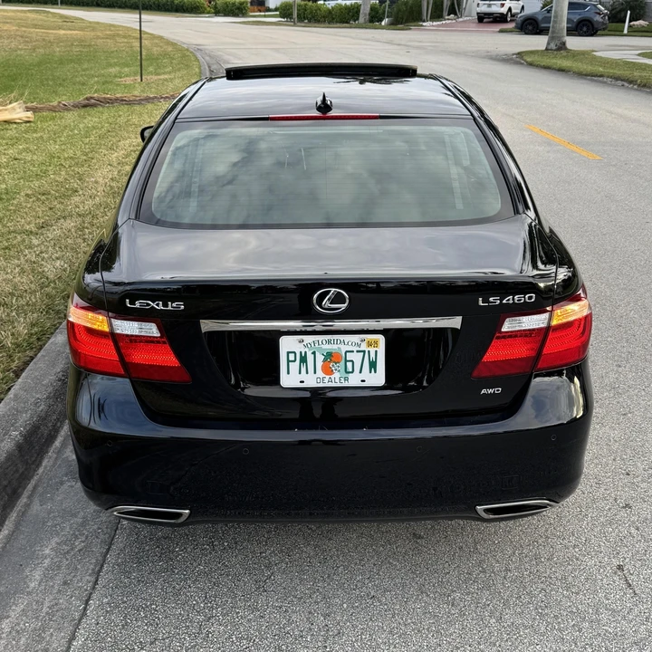 2009 Lexus LS 4th Gen - Image 10 of 12