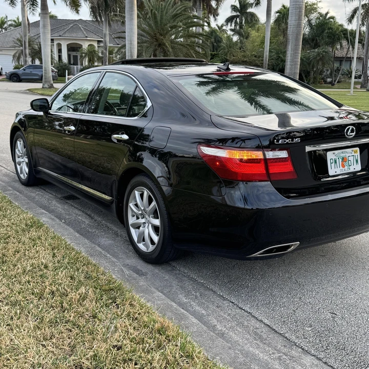 2009 Lexus LS 4th Gen - Image 9 of 12