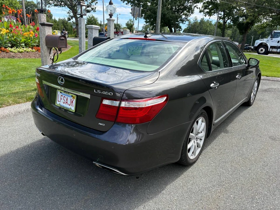 2009 Lexus LS 4th Gen - Image 6 of 12