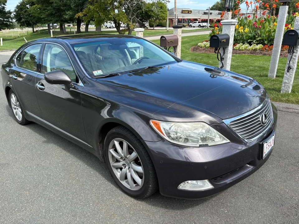 2009 Lexus LS 4th Gen - Image 2 of 12