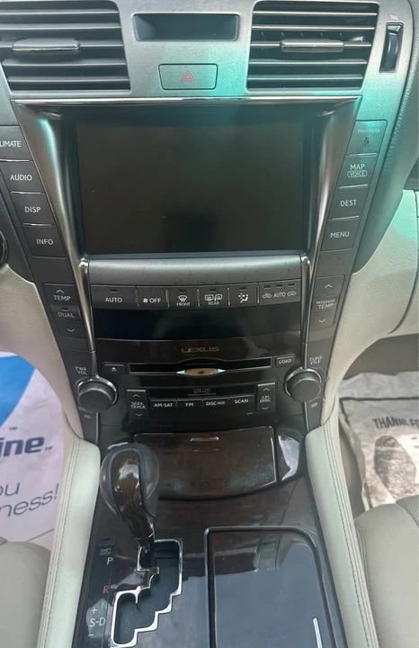 2009 Lexus LS 4th Gen - Image 11 of 16
