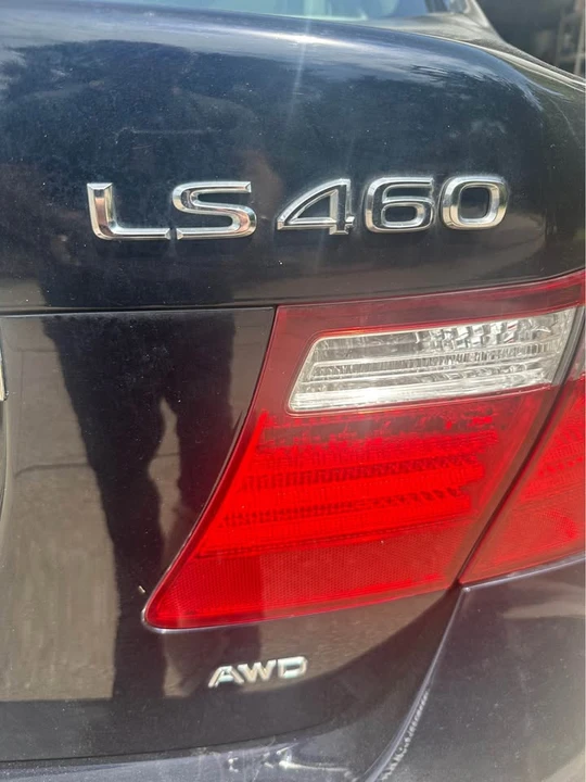 2009 Lexus LS 4th Gen - Image 15 of 16