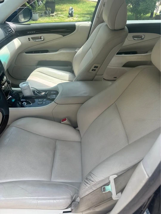 2009 Lexus LS 4th Gen - Image 13 of 16
