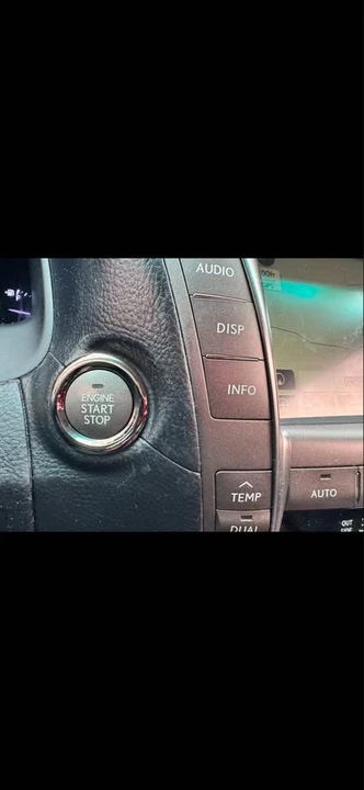 2009 Lexus LS 4th Gen - Image 17 of 18