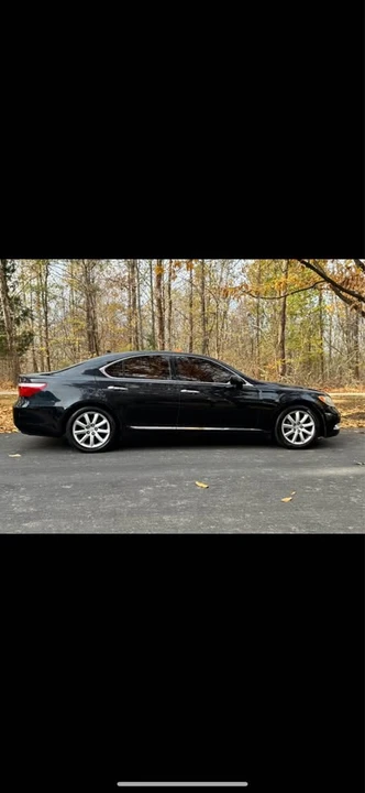 2009 Lexus LS 4th Gen - Image 2 of 18