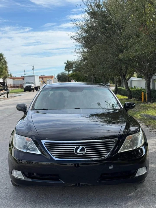 2009 Lexus LS 4th Gen - Image 4 of 9