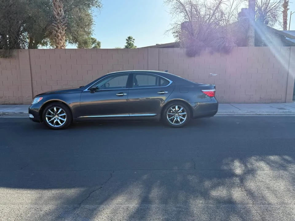 2009 Lexus LS 4th Gen - Image 4 of 12