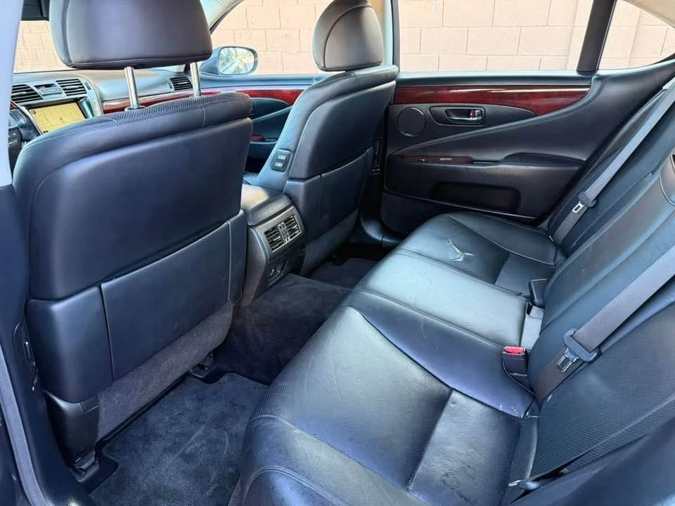 2009 Lexus LS 4th Gen - Image 9 of 12