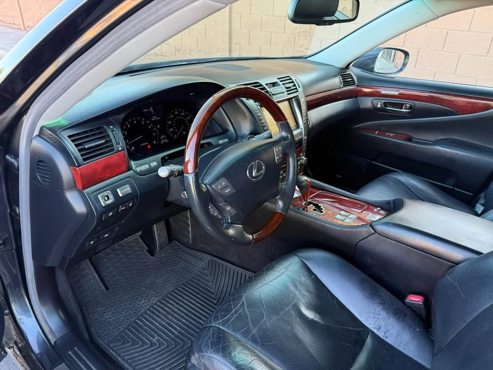 2009 Lexus LS 4th Gen - Image 10 of 12