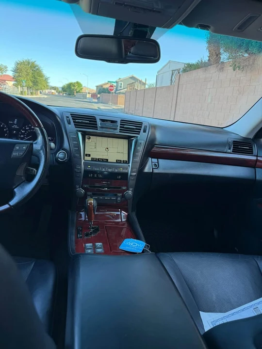 2009 Lexus LS 4th Gen - Image 11 of 12