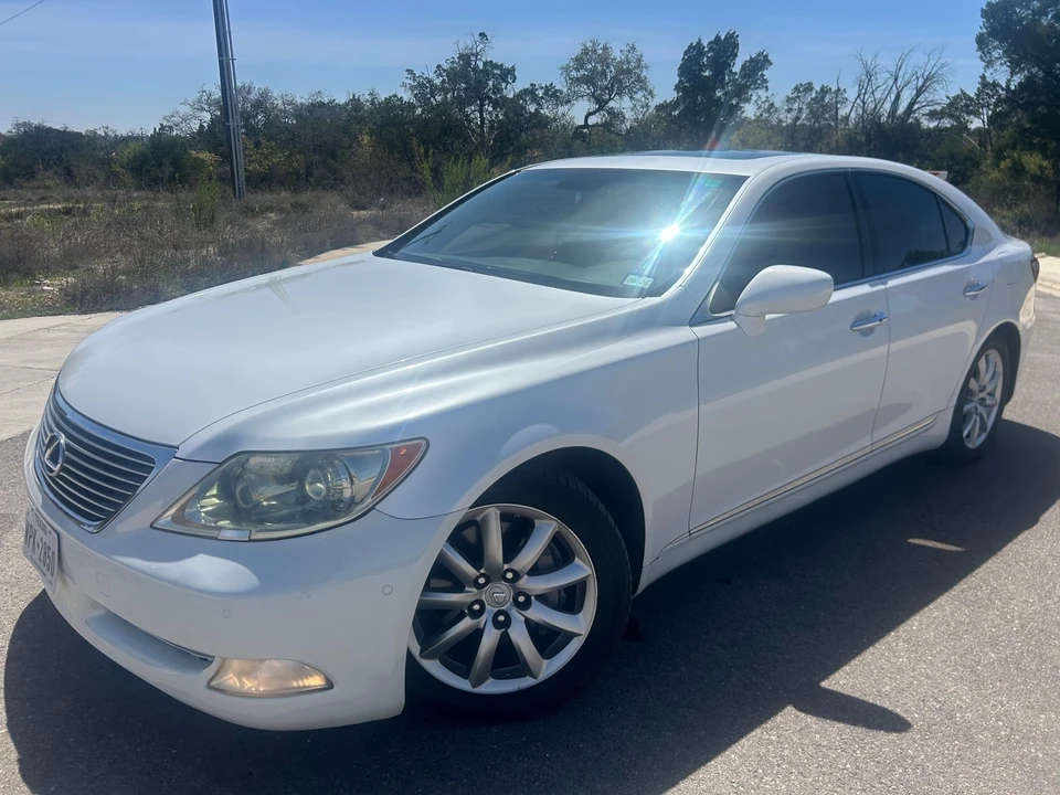 2009 Lexus LS 4th Gen - Image 6 of 31