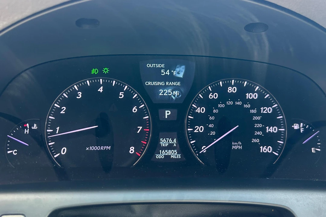 2009 Lexus LS 4th Gen - Image 19 of 31