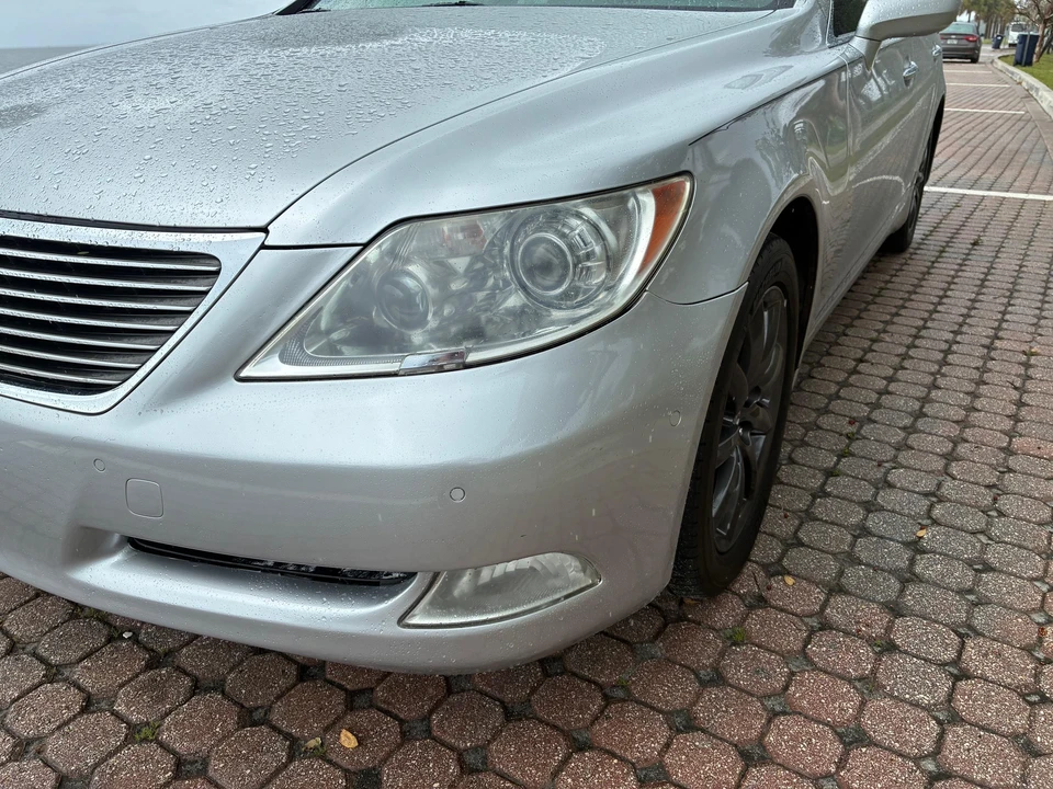 2009 Lexus LS 4th Gen - Image 16 of 31