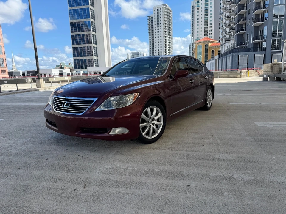 2009 Lexus LS 4th Gen - Image 10 of 21