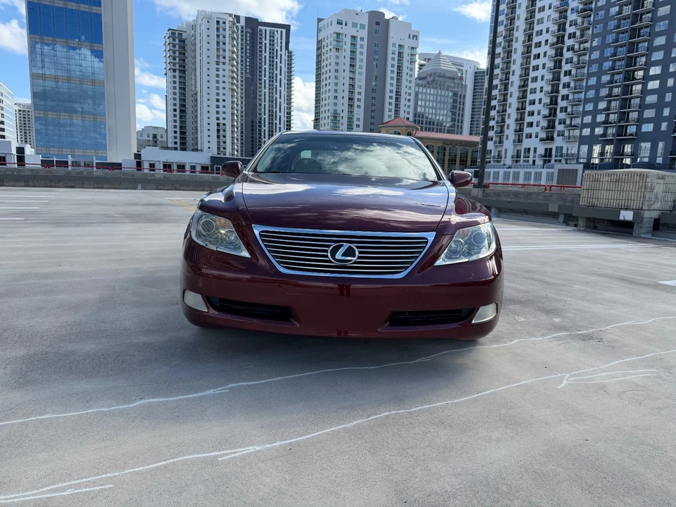 2009 Lexus LS 4th Gen - Image 8 of 21