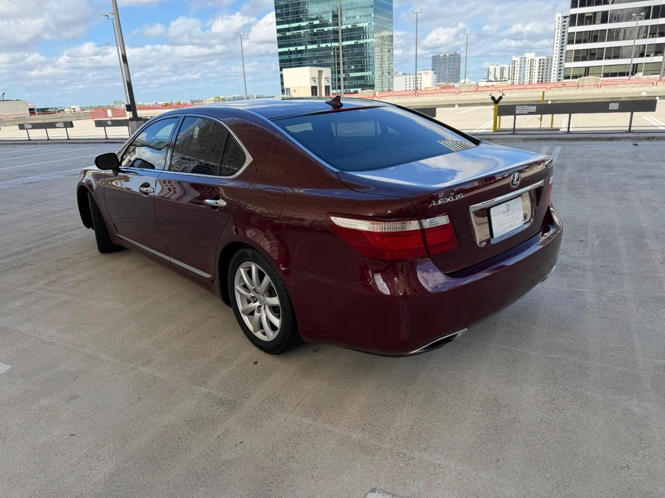 2009 Lexus LS 4th Gen - Image 11 of 21