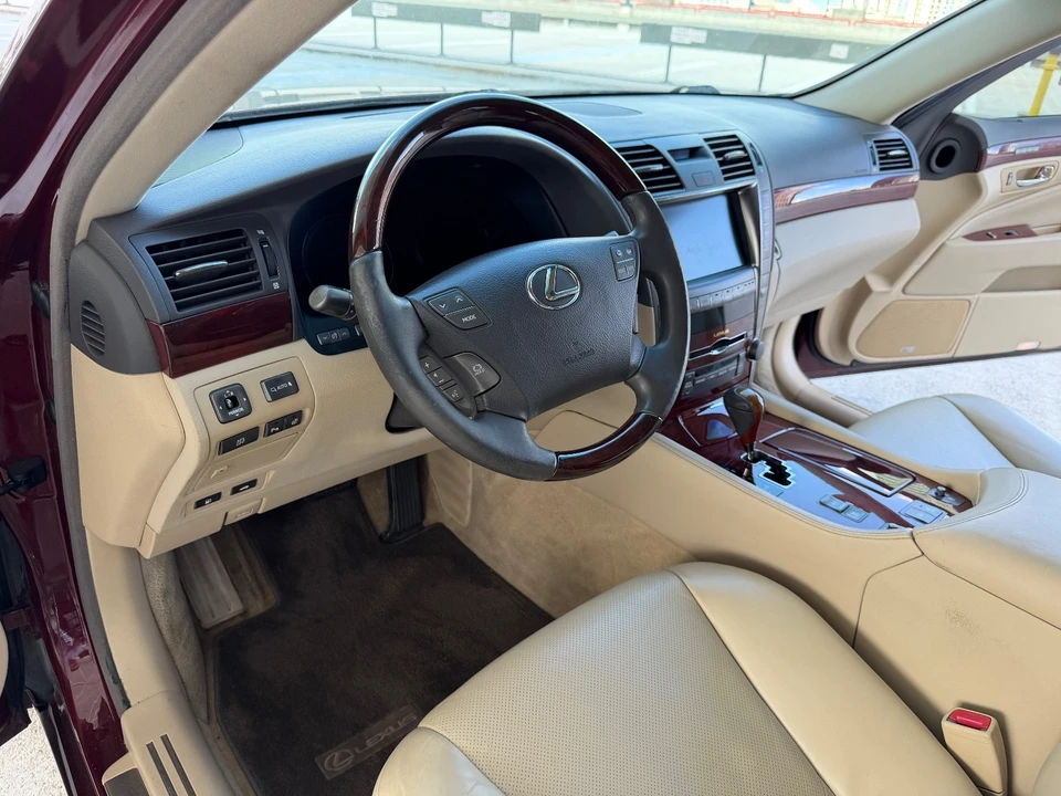 2009 Lexus LS 4th Gen - Image 13 of 21