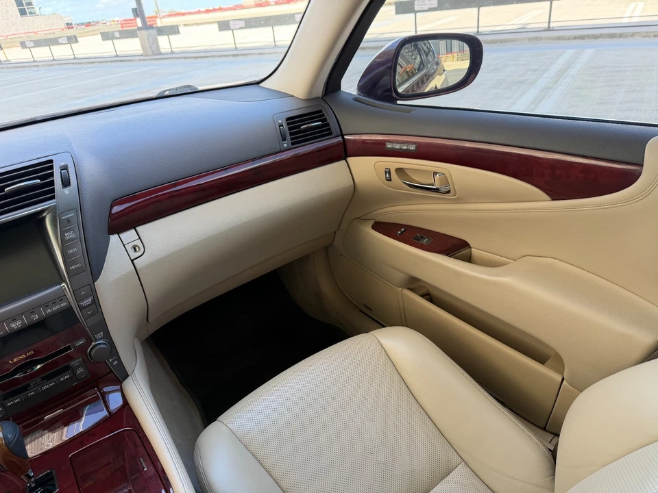 2009 Lexus LS 4th Gen - Image 18 of 21