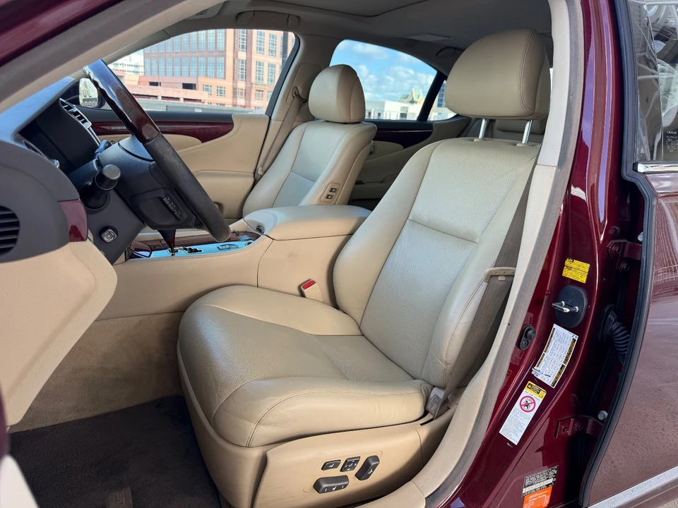 2009 Lexus LS 4th Gen - Image 16 of 21