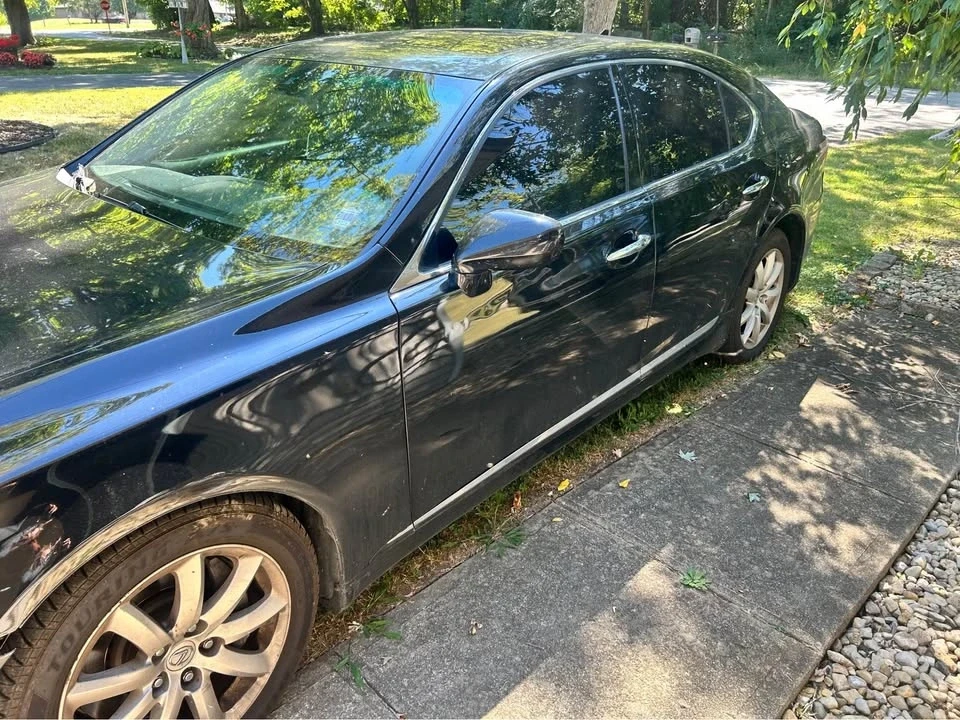 2009 Lexus LS 4th Gen - Image 8 of 9