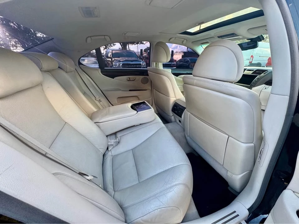 2009 Lexus LS 4th Gen - Image 16 of 16