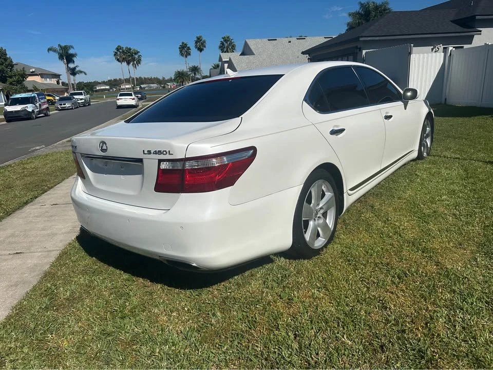 2009 Lexus LS 4th Gen - Image 3 of 15