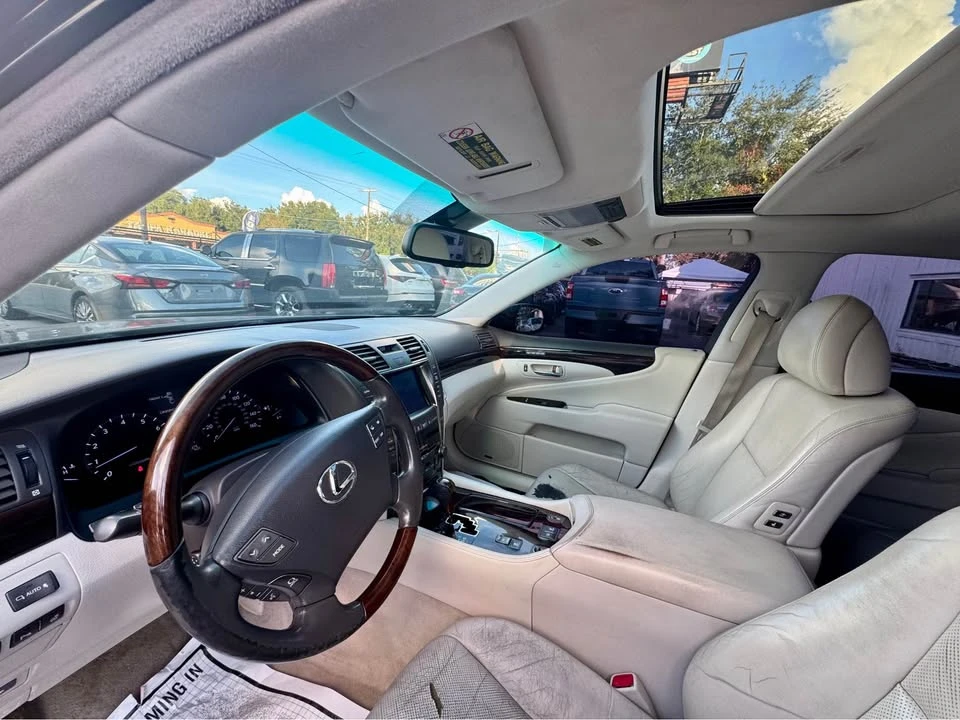 2009 Lexus LS 4th Gen - Image 13 of 16