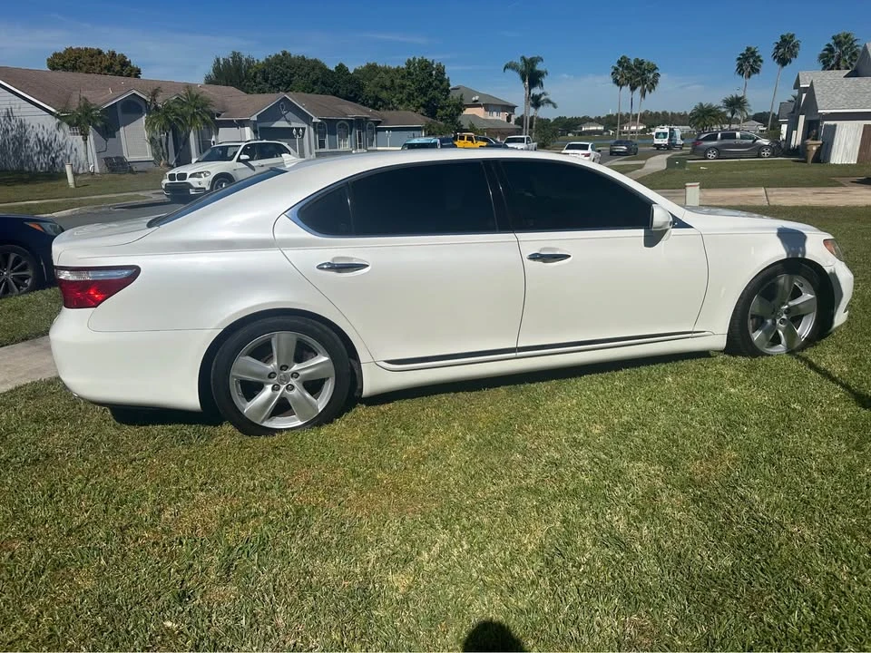 2009 Lexus LS 4th Gen - Image 2 of 15