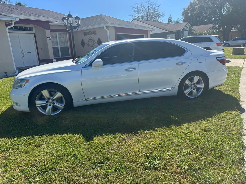 2009 Lexus LS 4th Gen - Image 5 of 15