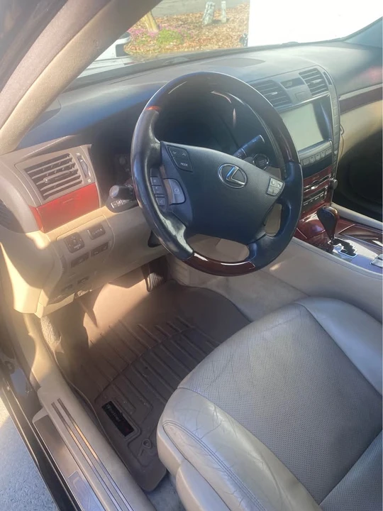 2009 Lexus LS 4th Gen - Image 3 of 8