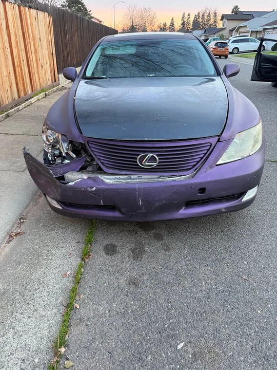 2009 Lexus LS 4th Gen - Image 3 of 5