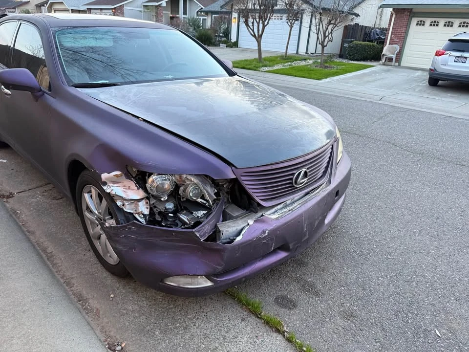 2009 Lexus LS 4th Gen - Image 2 of 5