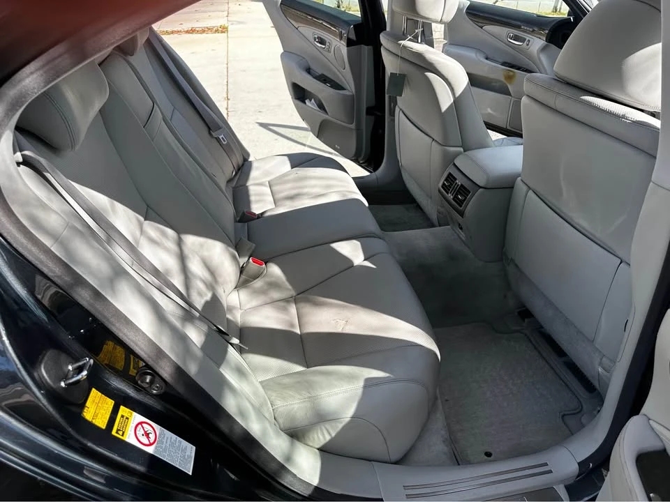 2009 Lexus LS 4th Gen - Image 11 of 20
