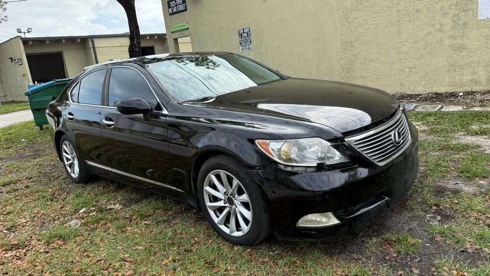 2009 Lexus LS 4th Gen - Image 2 of 8