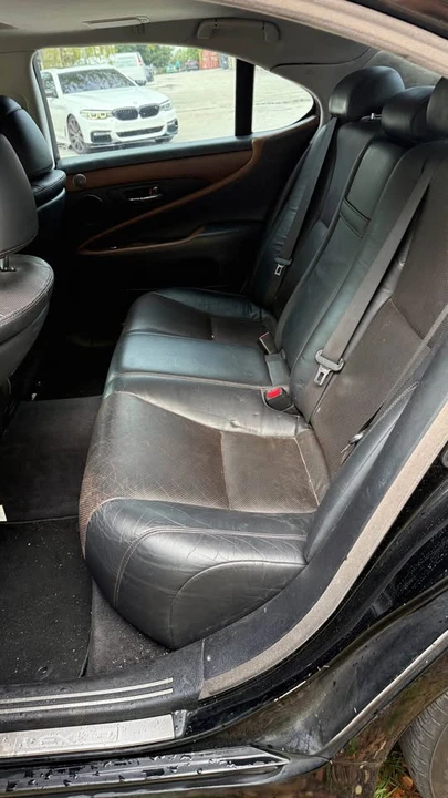 2009 Lexus LS 4th Gen - Image 6 of 8