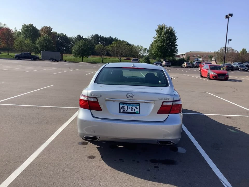 2009 Lexus LS 4th Gen - Image 6 of 10