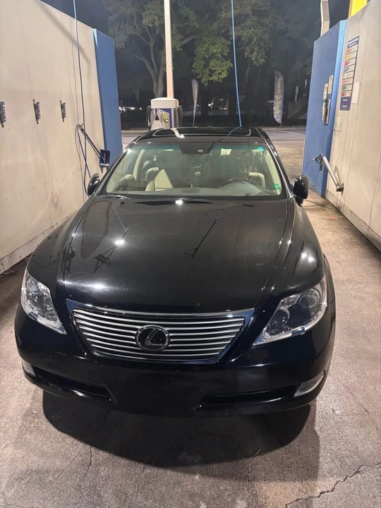 2009 Lexus LS 4th Gen - Image 2 of 15