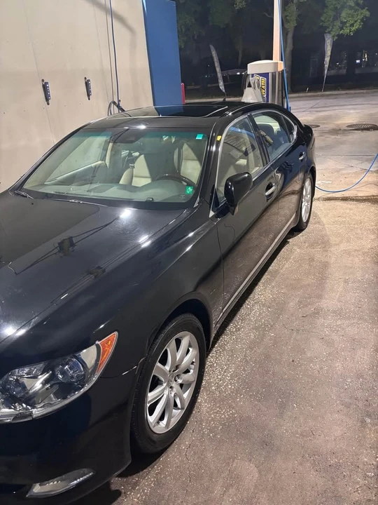 2009 Lexus LS 4th Gen - Image 3 of 15